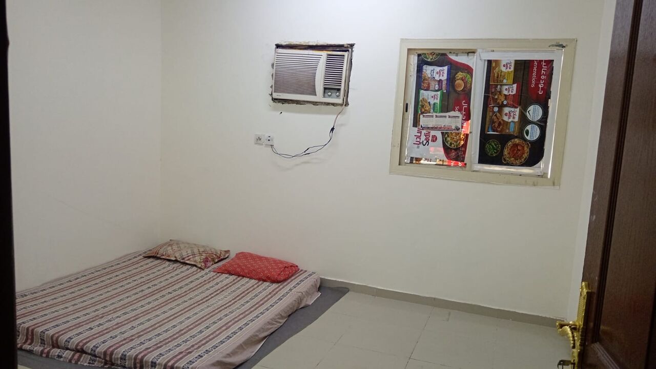 Jeddah, Rooms for Rent, SAR 1200/month,  Room For Rent (2 Person Can Easily Accomodate)