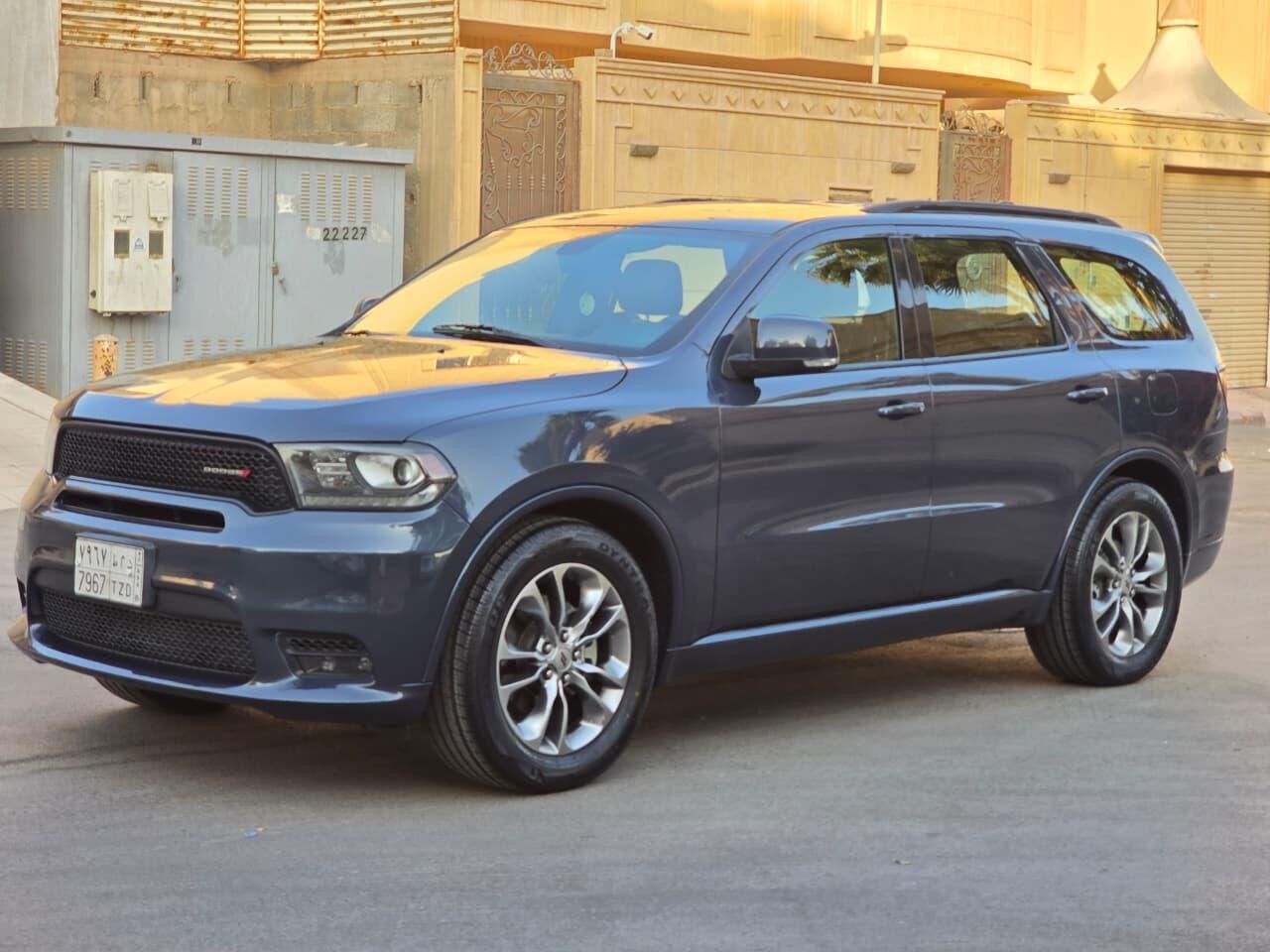 Riyadh, Vehicles, Cars & Trucks , SAR 74000,  Dodge Durango,  2020,  Automatic,  102000 KM,    7 Seat SUV Fully Loaded