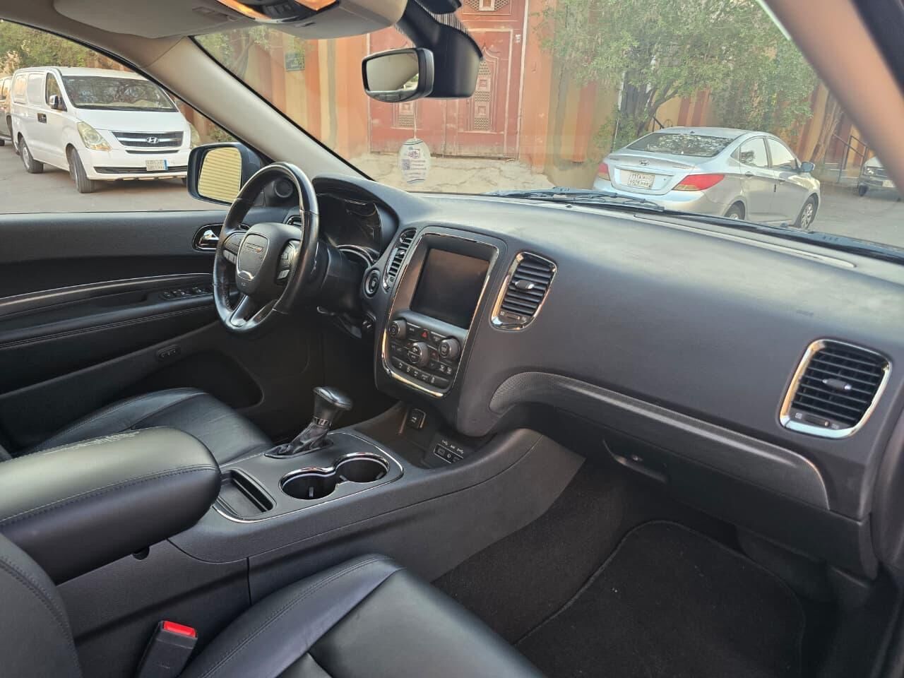 Riyadh, Vehicles, Cars & Trucks , SAR 74000,  Dodge Durango,  2020,  Automatic,  102000 KM,    7 Seat SUV Fully Loaded