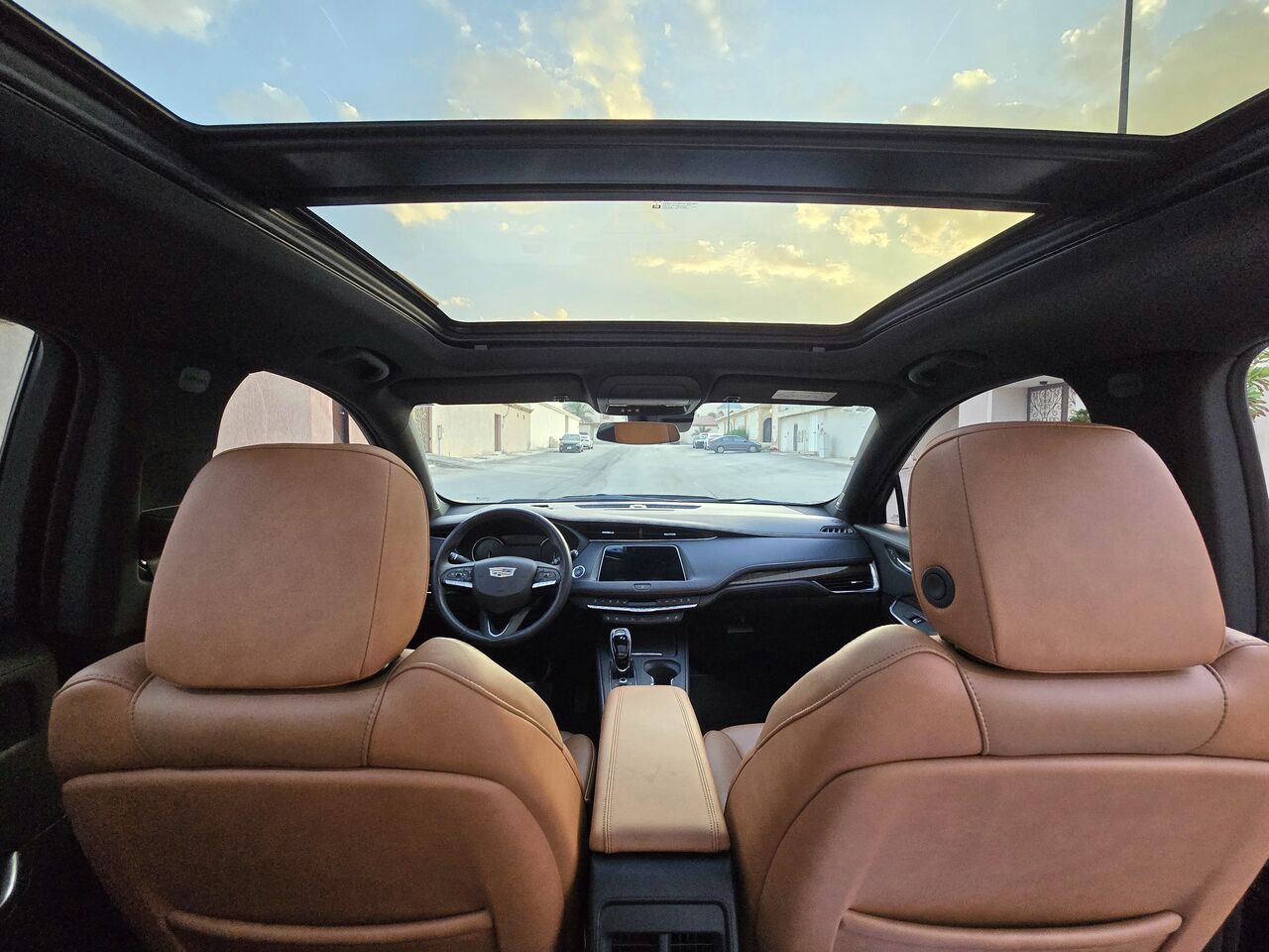Riyadh, Vehicles, Cars & Trucks , SAR 75000,  Cadillac XT4,  2022,  Automatic,  69000 KM,    Fully Loaded