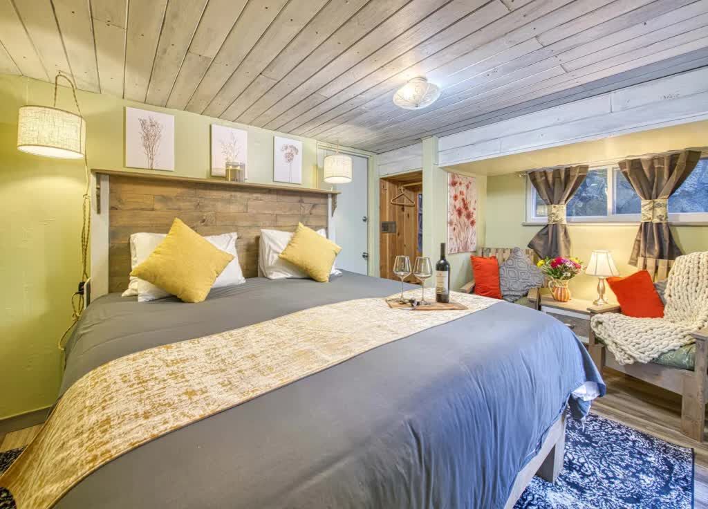New York, Business, Bed And Breakfast Waynesville USA &ndash; Red Leaf River Inn
