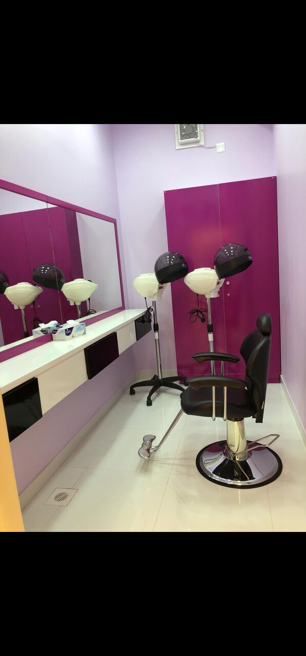 Hidd, Businesses For Sale, Fully Equipped Ladies Salon In Hidd For Sale.