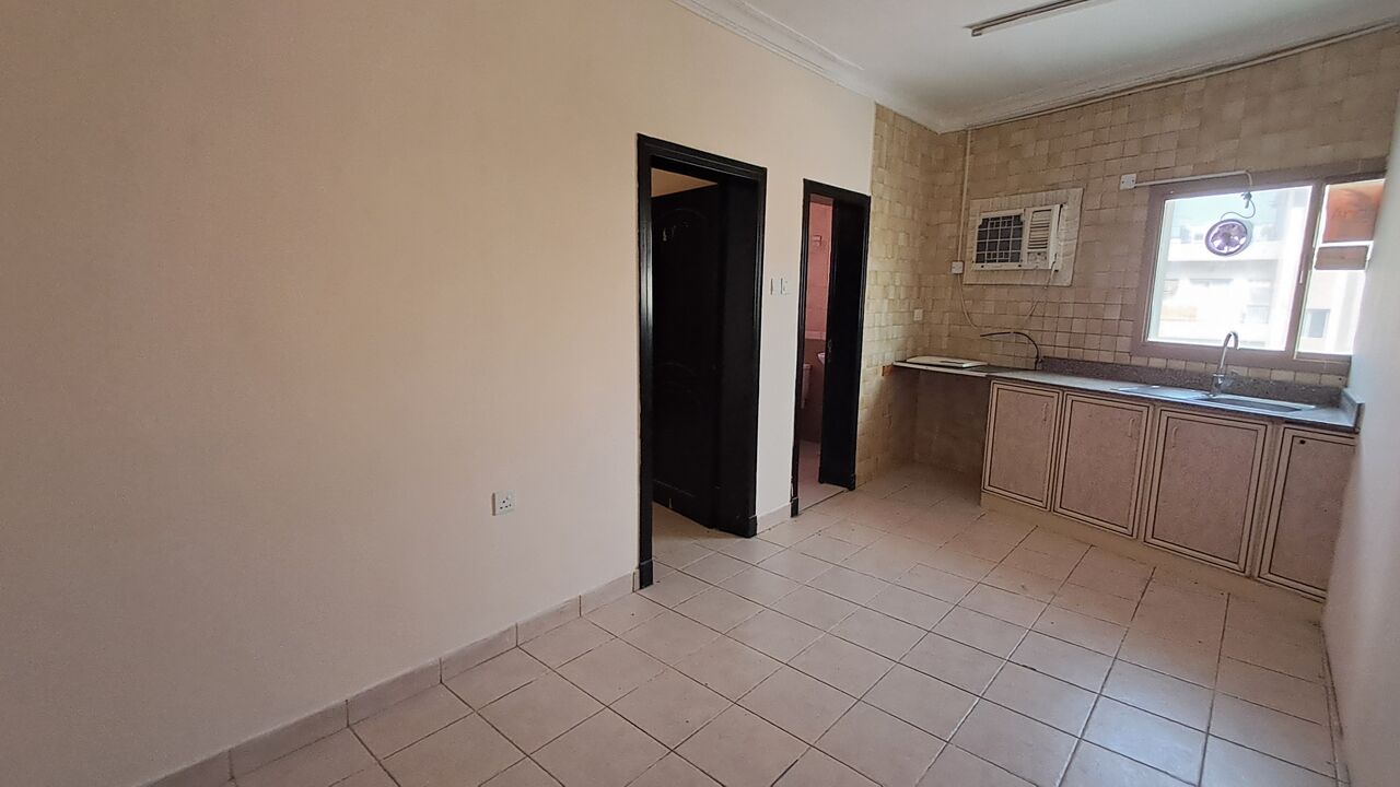 Umm Al Hassam, Apartments, Flats, Houses & Villas, BHD 190/month,  1 BR,  Semi Furnished Flat In Umm Al Hassam With Unlimited Electricity