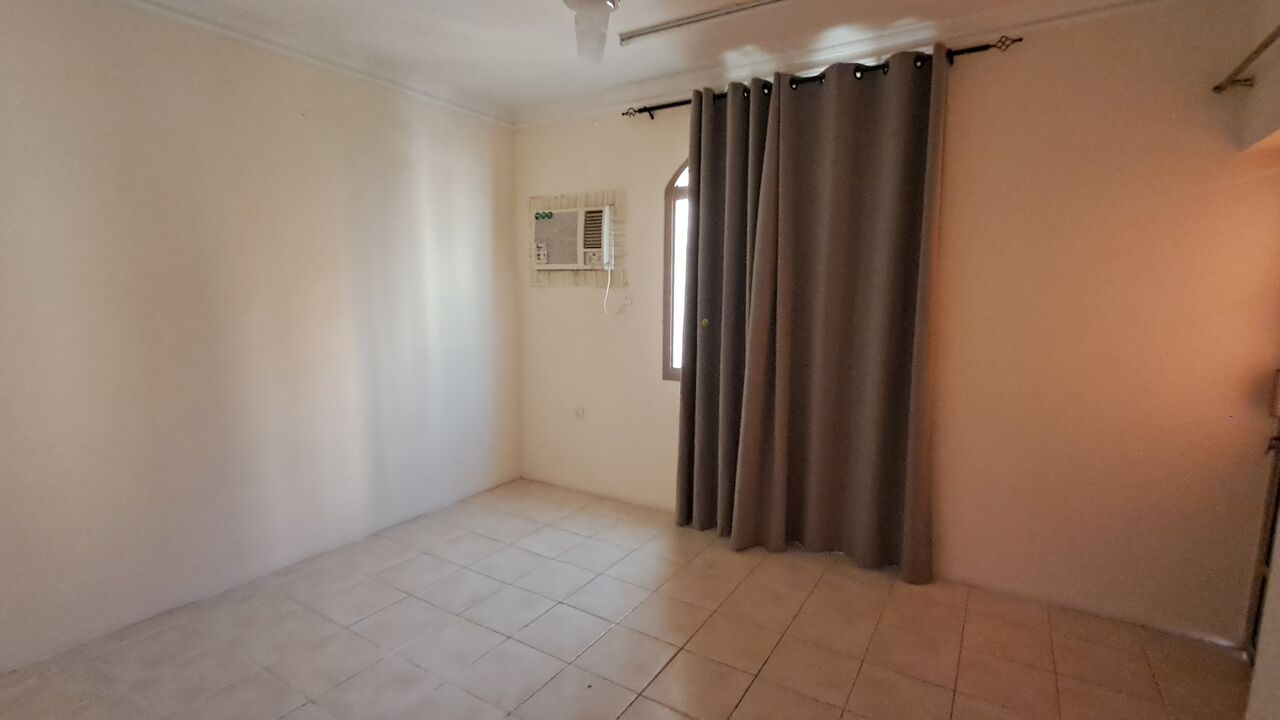 Umm Al Hassam, Apartments, Flats, Houses & Villas, BHD 190/month,  1 BR,  Semi Furnished Flat In Umm Al Hassam With Unlimited Electricity