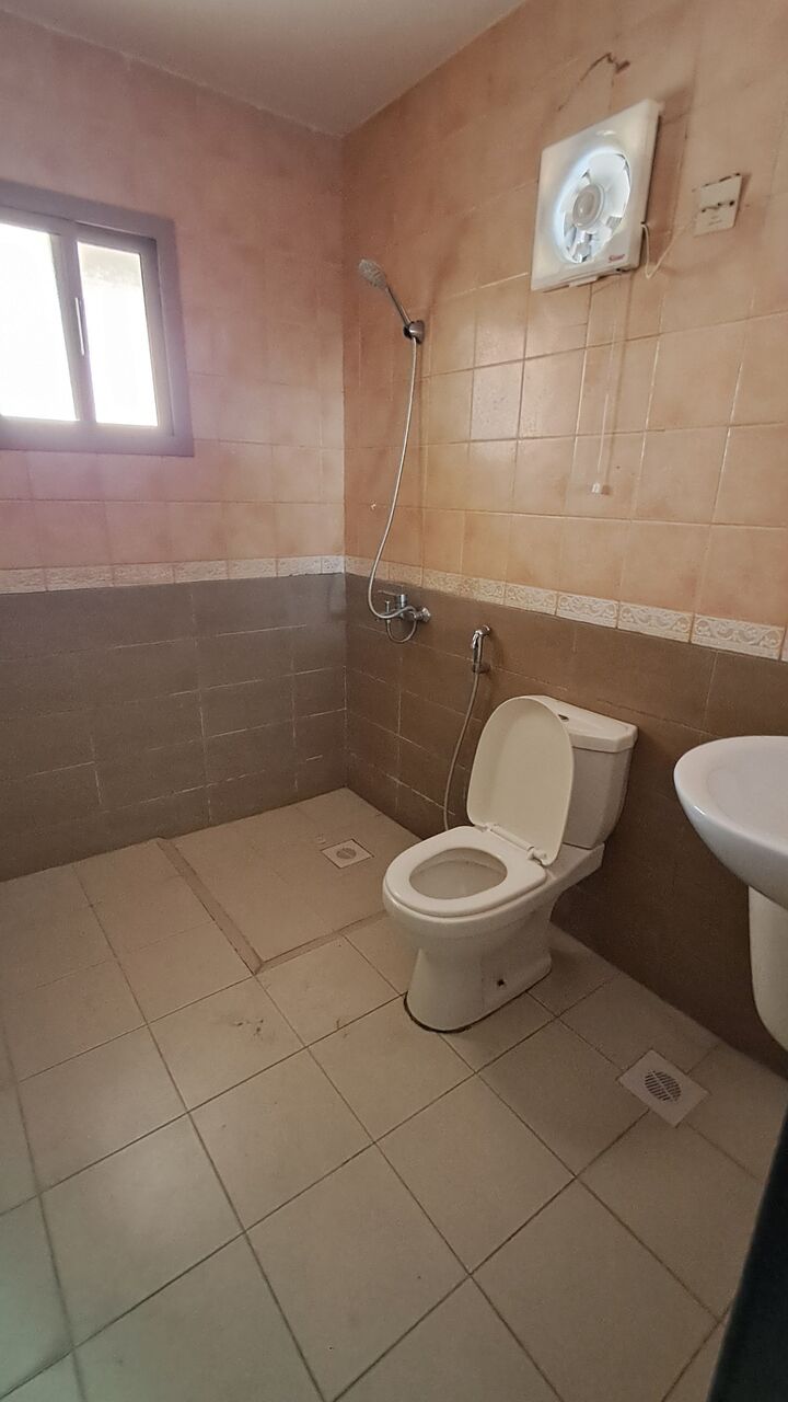 Umm Al Hassam, Apartments, Flats, Houses & Villas, BHD 190/month,  1 BR,  Semi Furnished Flat In Umm Al Hassam With Unlimited Electricity