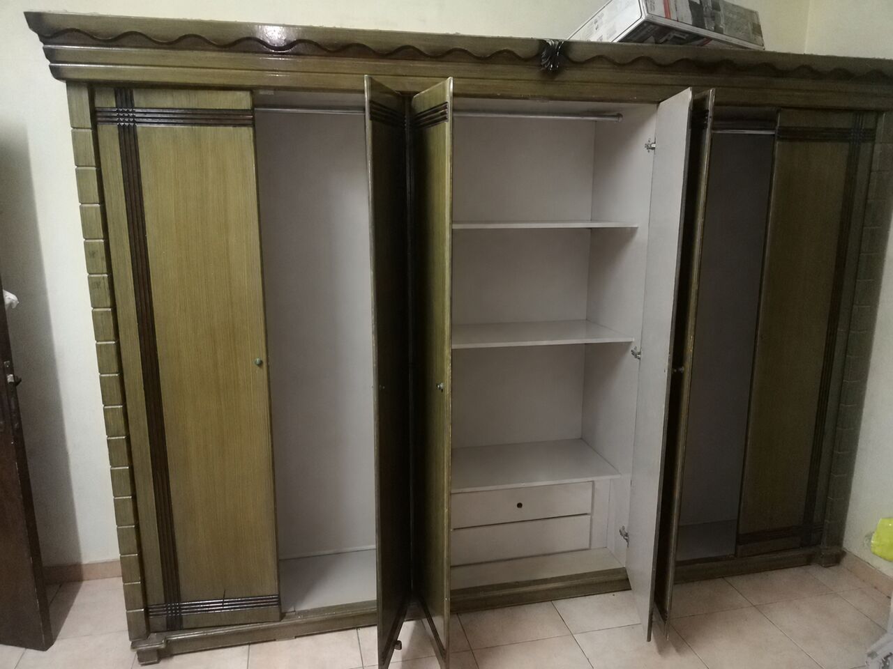 Dammam, Furniture, SAR 700,  Cupboard Selling Urgently