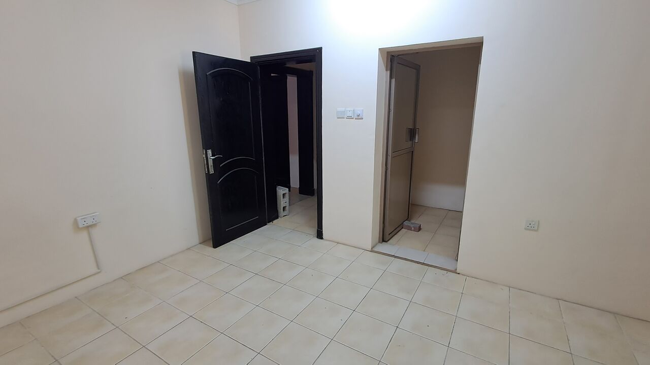 Umm Al Hassam, Apartments, Flats, Houses & Villas, Studio,  Studio Flat In Umm Al Hasssam With Un Limited EWA - 150 BD
