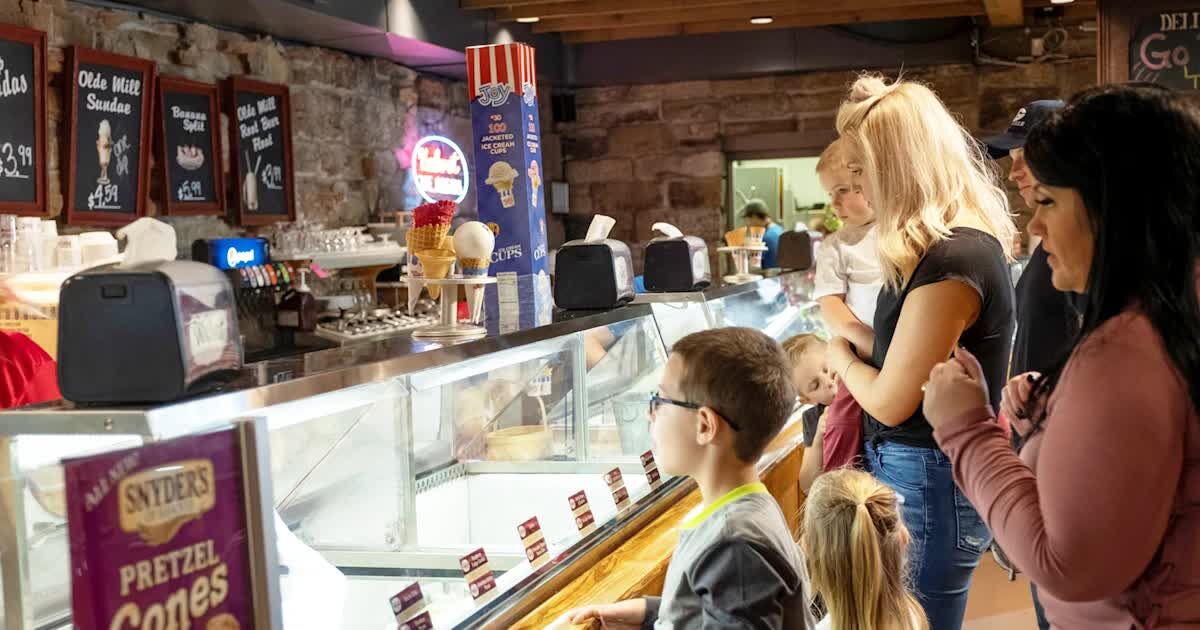 New York, Food, Enjoy Delicious Scoops And Sweet Memories Best Ice Cream Shop