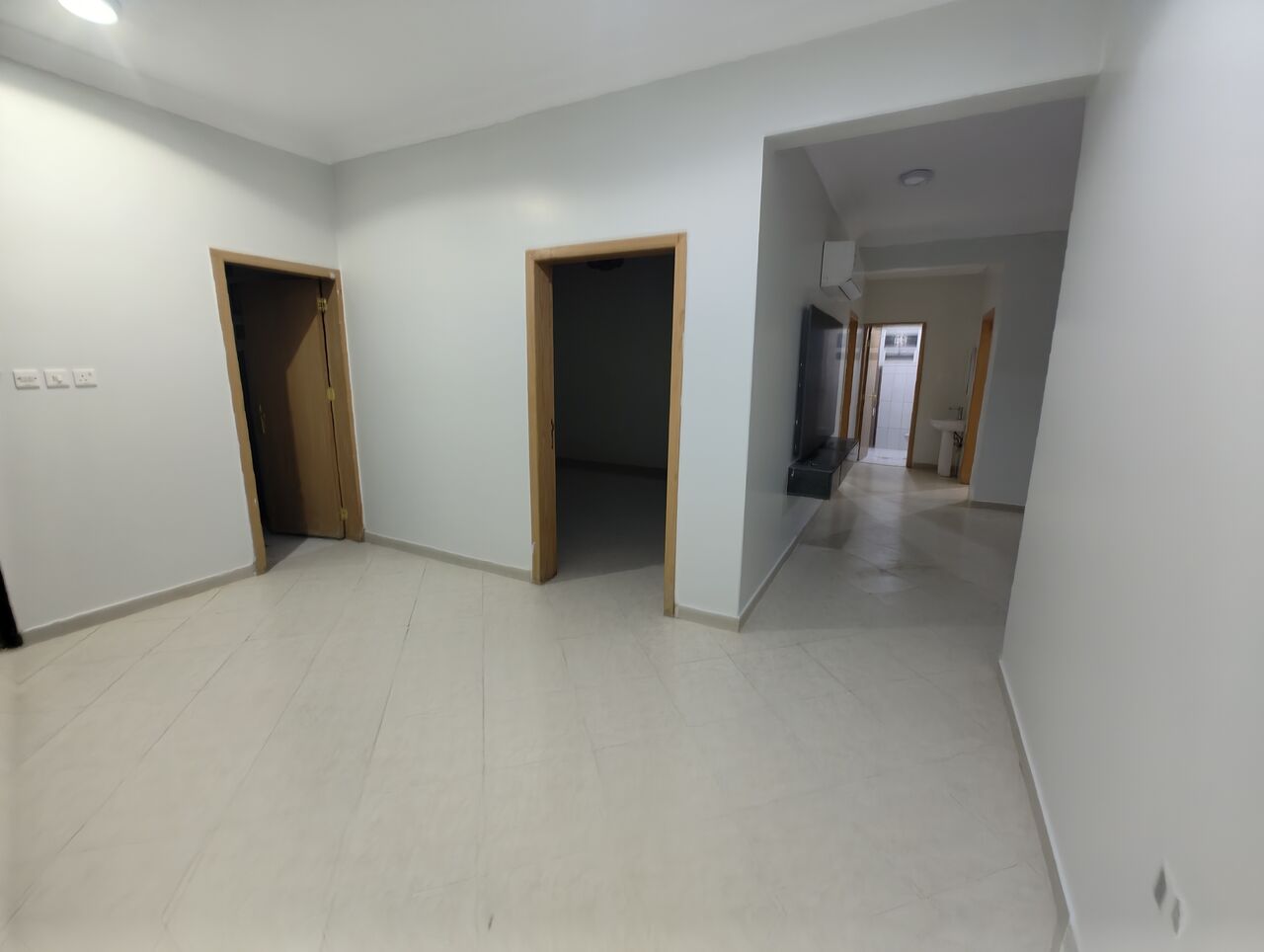 Al Malaz, Apartments, Flats, Houses & Villas, SAR 50000/year,  3 BR,  3BHK Family Apartment Available In Al Malaz Near Care Hospital