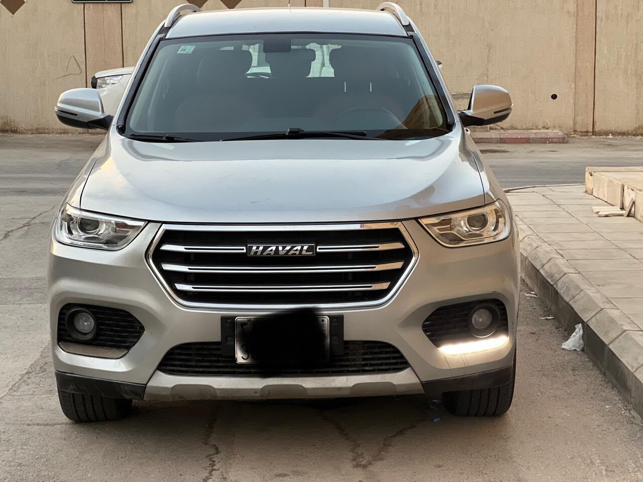 Riyadh, Vehicles, Cars & Trucks , SAR 28500,  HAVAL H2 ENGINE SIZE 1.5T,  2021,  Automatic,  226000 KM,  NEED AND CLEAN EXCELLENT CONDITION ENGINE GEAR CHASSIS AIRBAG ORIGINAL