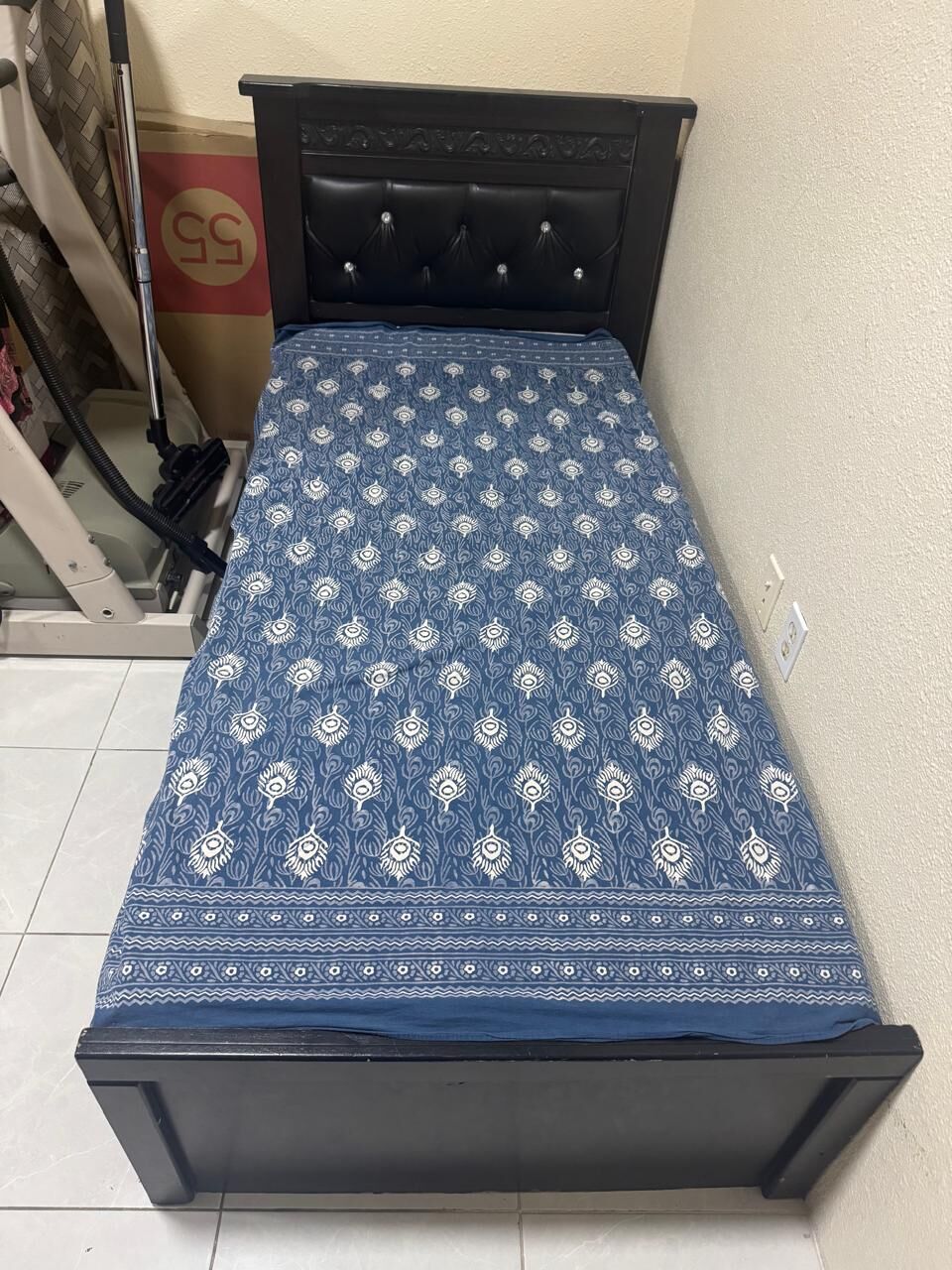 Khobar, Furniture, SAR 1450,  Bed Set, Single Beds And Treadmill