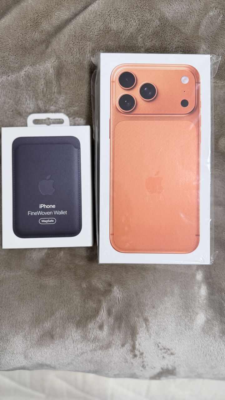 Riyadh, Mobile Phones, SAR 3600,  IPhone 17 Pro Max 256GB Cosmic Orange