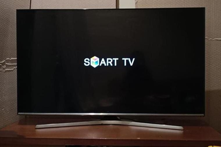 Riyadh, Electronics, SAR 650,  Samsung LED Smart TV 50 Inches UA50J5500