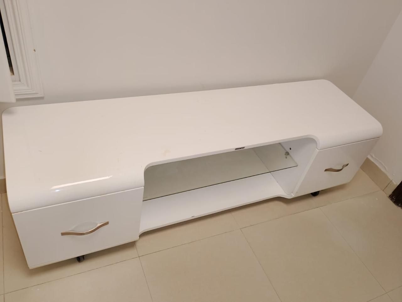 Riyadh, Household Items, SAR 150,  Lcd Table Branded