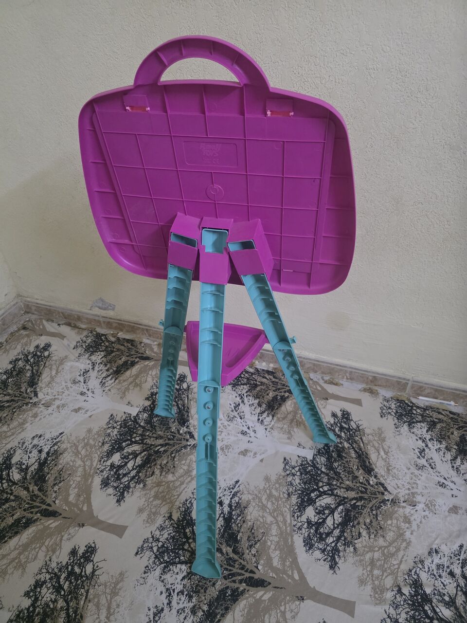 Al Aziziyah, Baby & Kid Stuff, SAR 80,  Barbie 3 Way Standing Board