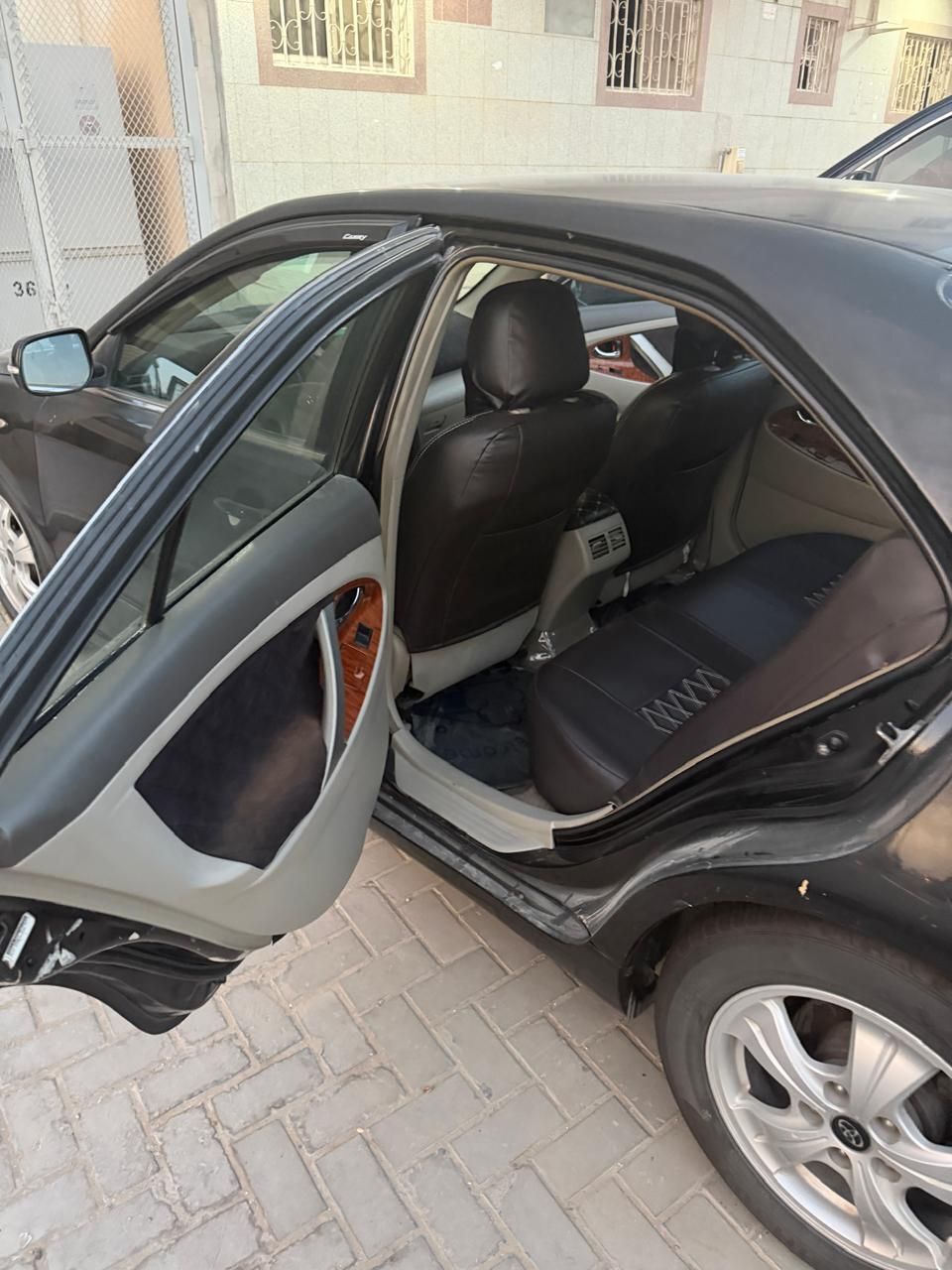 Riyadh, Vehicles, Cars & Trucks , SAR 19500,  Toyota Camry,  2007,  Automatic,  250000 KM,   GLX  (Black)