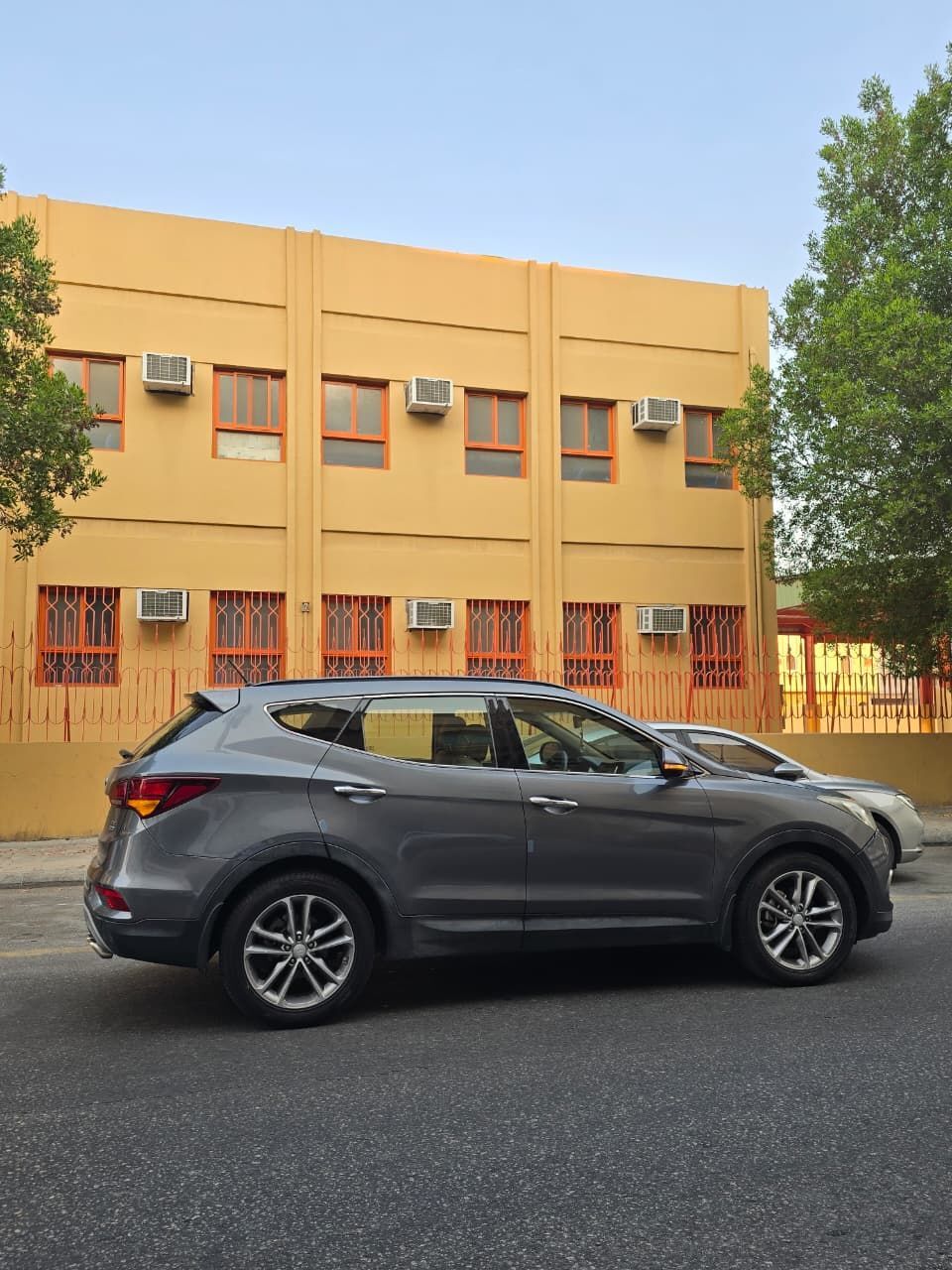 Dammam, Vehicles, Cars & Trucks , SAR 46500,  Hyundai Santa Fe,  2018,  Automatic,  150000 KM,  HYUNDAI SANTAFEE