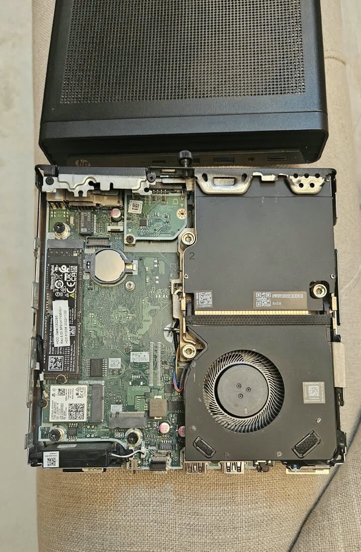 Riyadh, Computers, SAR 1550,  HP EliteDesk 800 G6 Desktop Mini 10th Gen I7 16GB, 512
