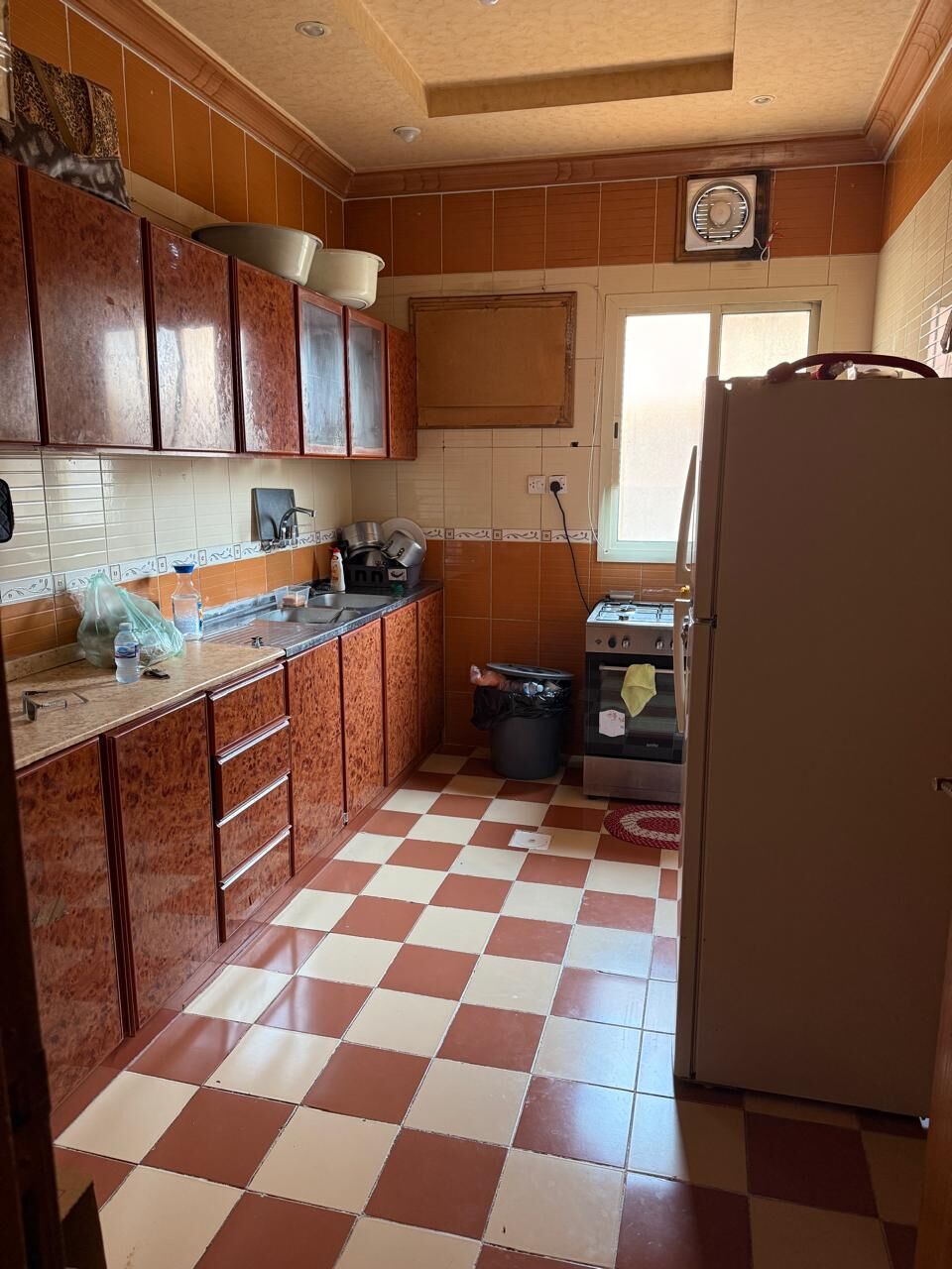 Jeddah, Rooms for Rent, SAR 850/month,  Ladies Inside Apartment