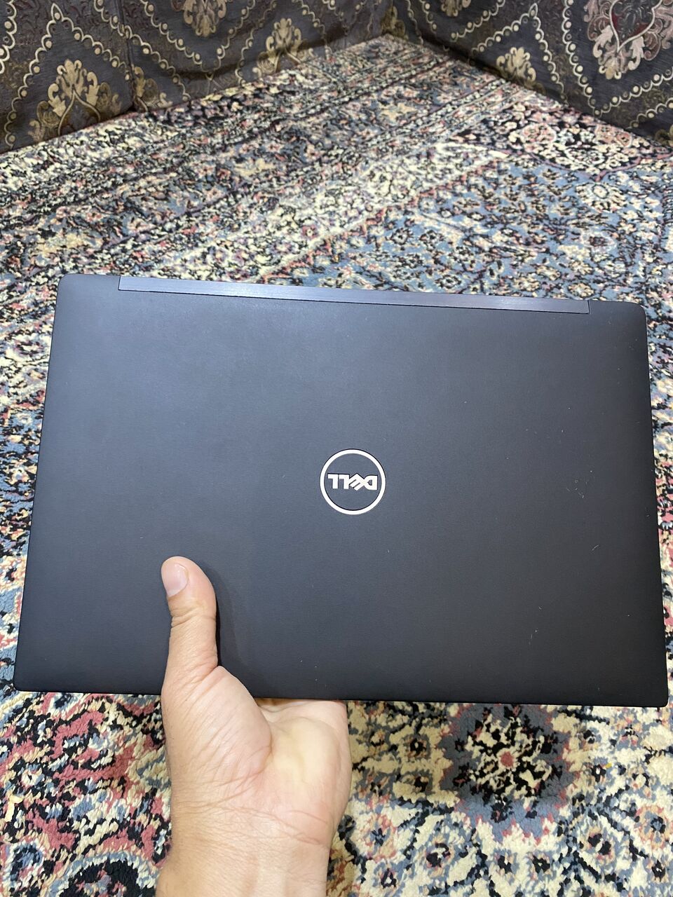 Olaya, Computers, SAR 800,  Dell Touchscreen I7,256GB,8GB,14&rdquo;FHD,Original Charger