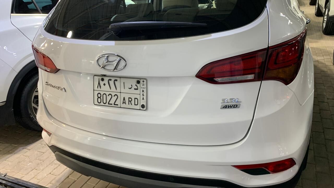Riyadh, Vehicles, Cars & Trucks , SAR 58000,  HYUNDAI SANTA FE,  2018,  Automatic,  100 KM,  FULL OPTION 4X4 %