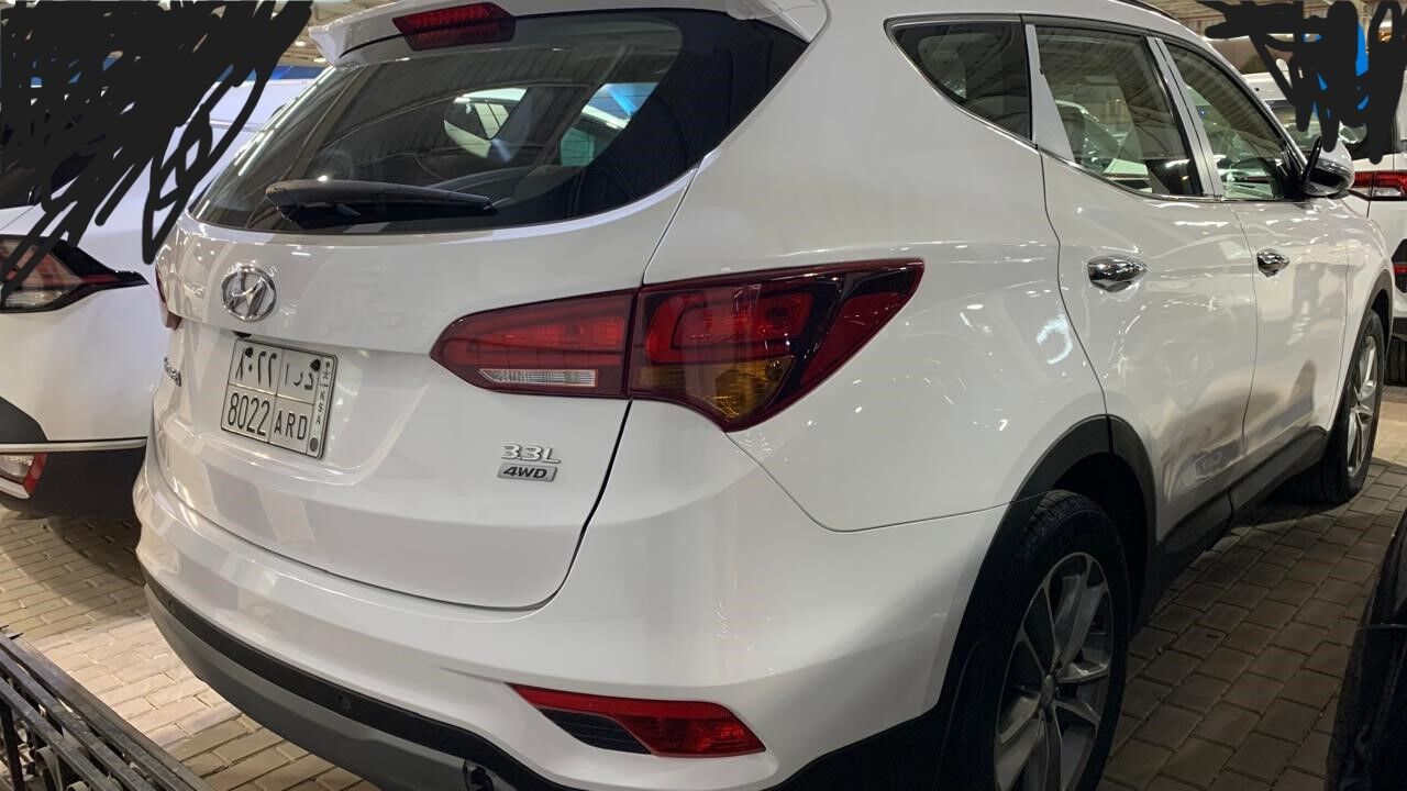 Riyadh, Vehicles, Cars & Trucks , SAR 58000,  HYUNDAI SANTA FE,  2018,  Automatic,  100 KM,  FULL OPTION 4X4 %