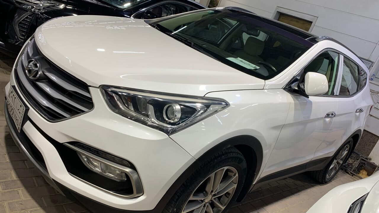 Riyadh, Vehicles, Cars & Trucks , SAR 58000,  HYUNDAI SANTA FE,  2018,  Automatic,  100 KM,  FULL OPTION 4X4 %