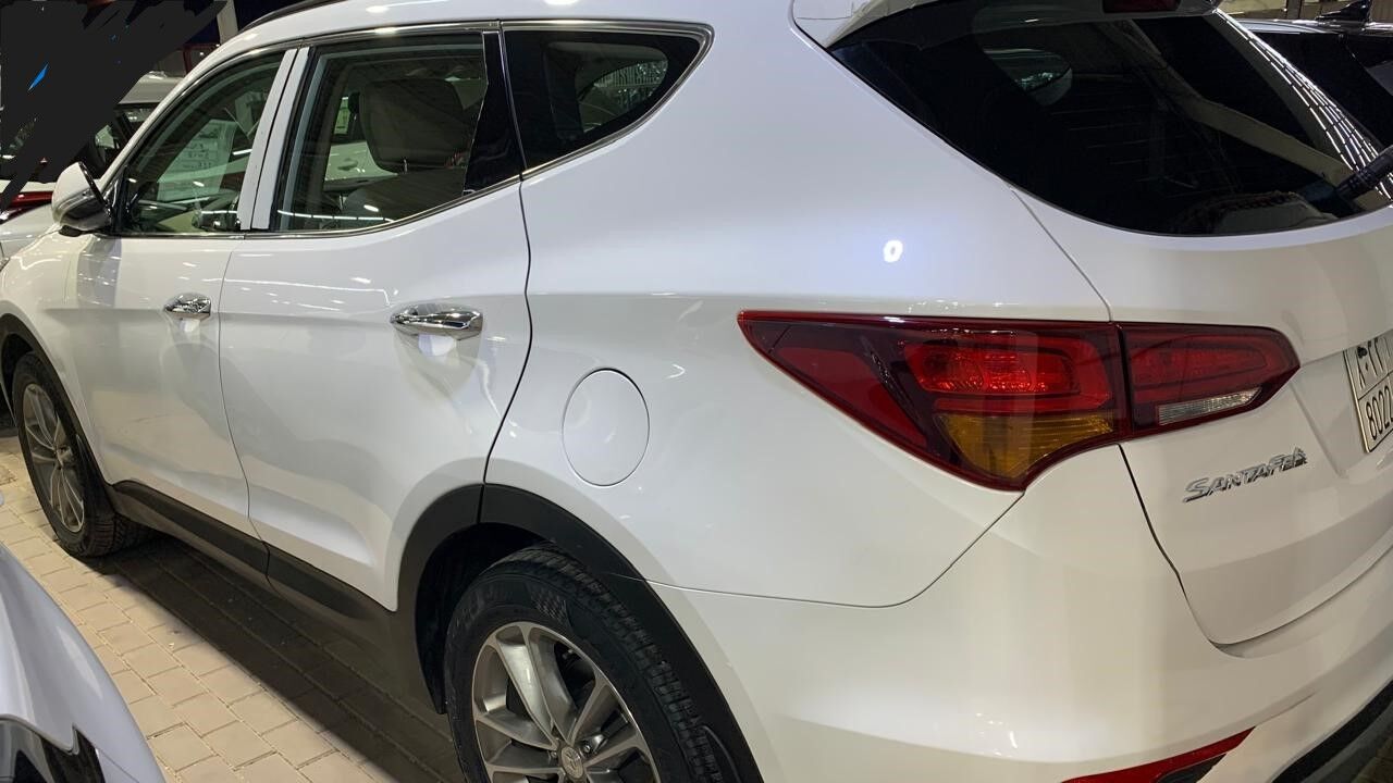 Riyadh, Vehicles, Cars & Trucks , SAR 58000,  HYUNDAI SANTA FE,  2018,  Automatic,  100 KM,  FULL OPTION 4X4 %
