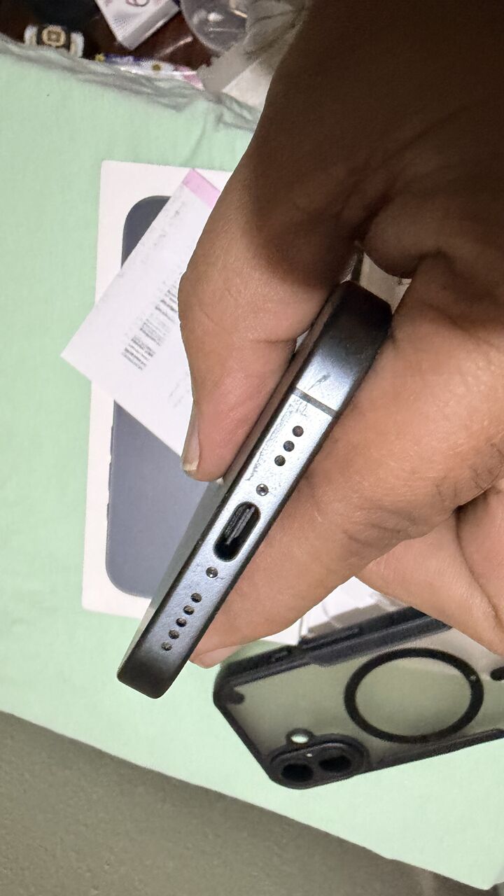 Al Hamra, Mobile Phones, SAR 2900,  IPhone 17 256 Gb ( Sale Or Exchange)