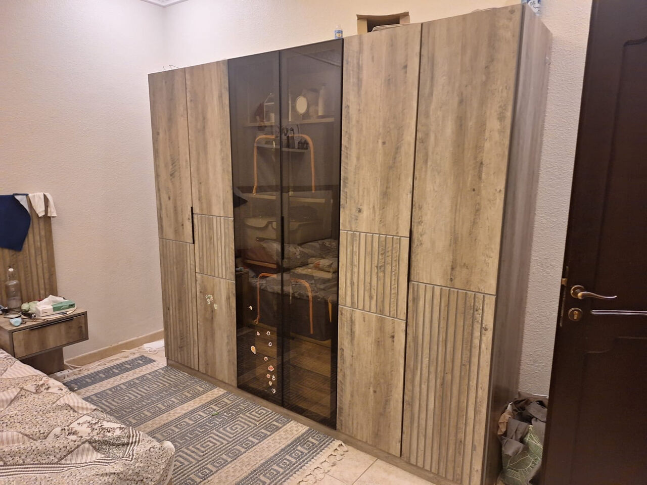 Mushrefah, Furniture, SAR 2500,  King Size Bed Set, 6 Door Ward Robe, Dressing Table With Sitting Table, Show Case Shelf