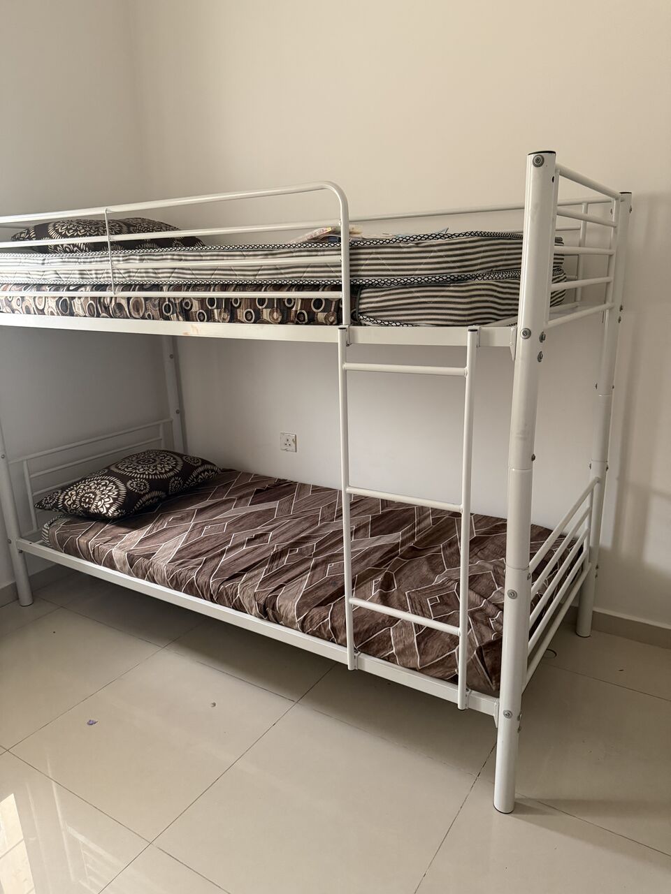 Al Rakah Al Shamaliyah, Furniture, SAR 1,  Home Furniture , Appliances , Electronics, For Sale