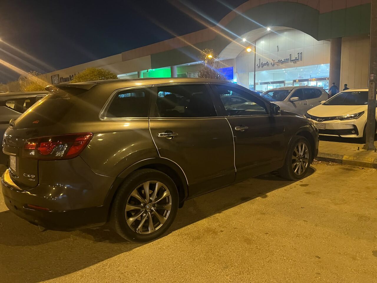 Al Iskan, Vehicles, Cars & Trucks , SAR 32000,  Mazda CX-09,  2015,  Automatic,  207000 KM,  Mazda CX-9  AWD &ndash; 7 Seater | Top Trim | Family Used Car