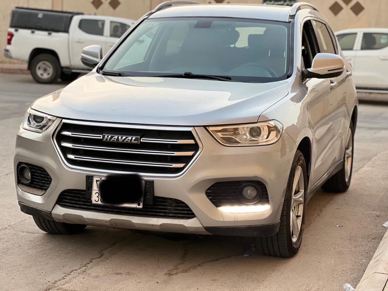 Riyadh, Vehicles, Cars & Trucks , SAR 28500,  GREAT WALL HAVAL H2 ENGINE SIZE 1.5T,  2021,  Automatic,  226000 KM,  NEED AND CLEAN EXCELLENT CONDITION ENGINE GEAR CHASSIS AIRBAG ORIGINAL CONDITION
