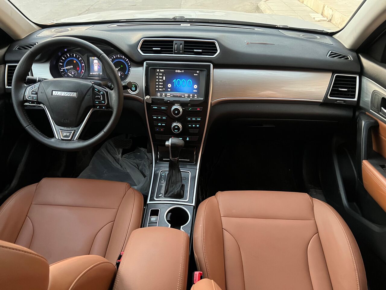 Riyadh, Vehicles, Cars & Trucks , SAR 28500,  GREAT WALL HAVAL H2 ENGINE SIZE 1.5T,  2021,  Automatic,  226000 KM,  NEED AND CLEAN EXCELLENT CONDITION ENGINE GEAR CHASSIS AIRBAG ORIGINAL CONDITION