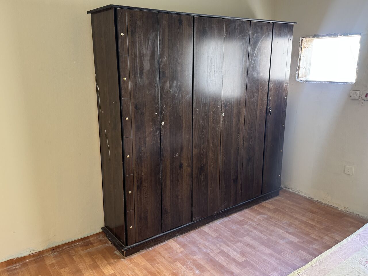 Olaya, Furniture, Free King Sized Bed Set And Cabinet