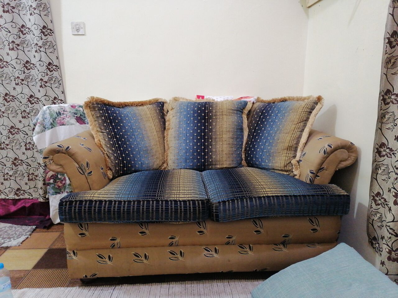 Al Mahjar, Furniture, SAR 375,  Want To Sale Seven Seaters Sofa Set