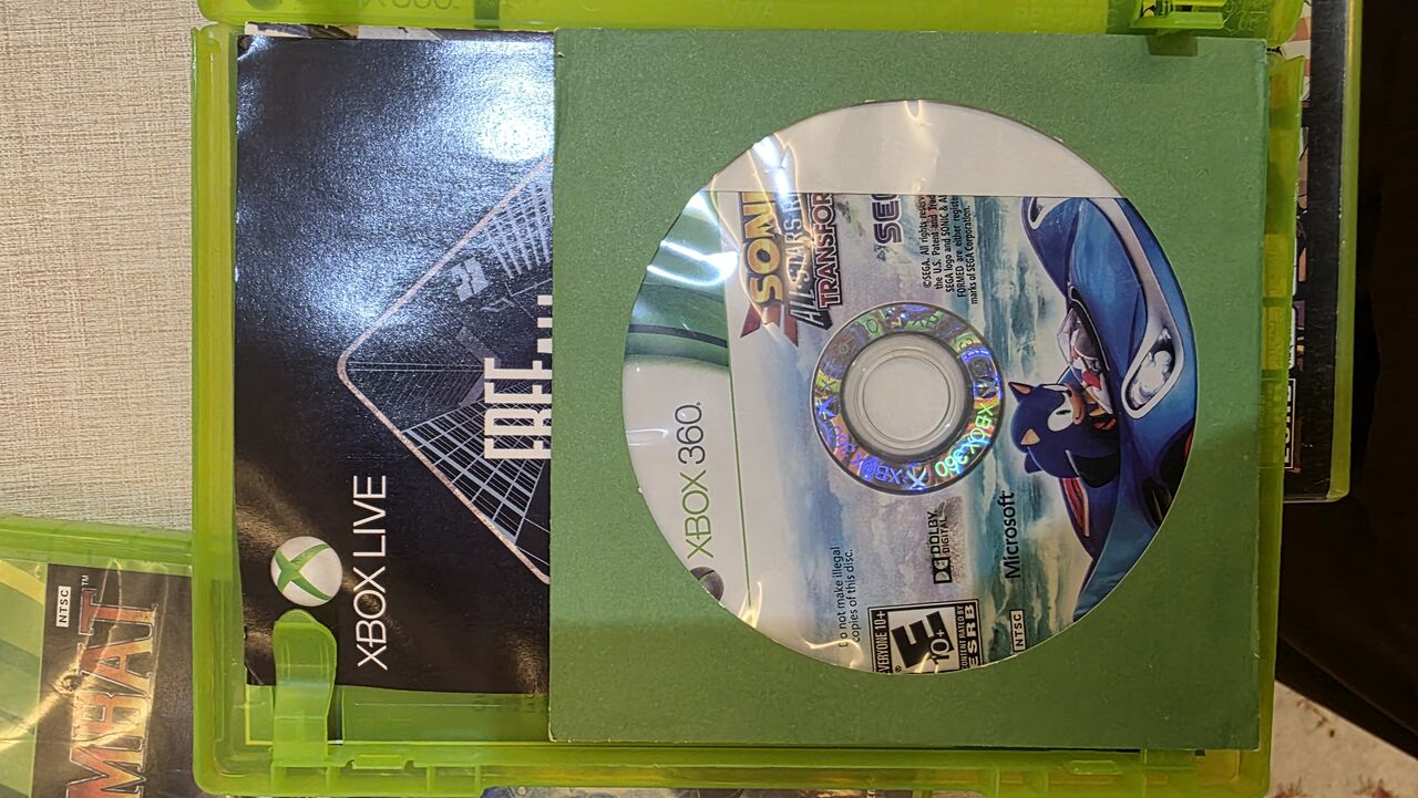 Riyadh, Video Games, SAR 450,  Xbox 360 Console 250GB 2 Controllers Multiple Games