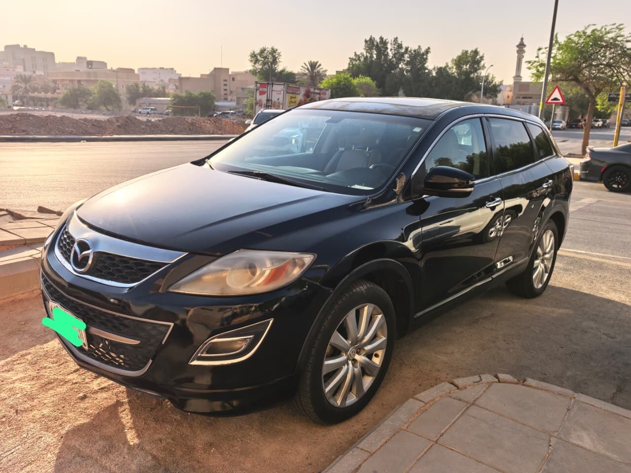 Riyadh, Vehicles, Cars & Trucks , SAR 20000,  Mazda Cx9,  2010,  Automatic,  345000 KM,