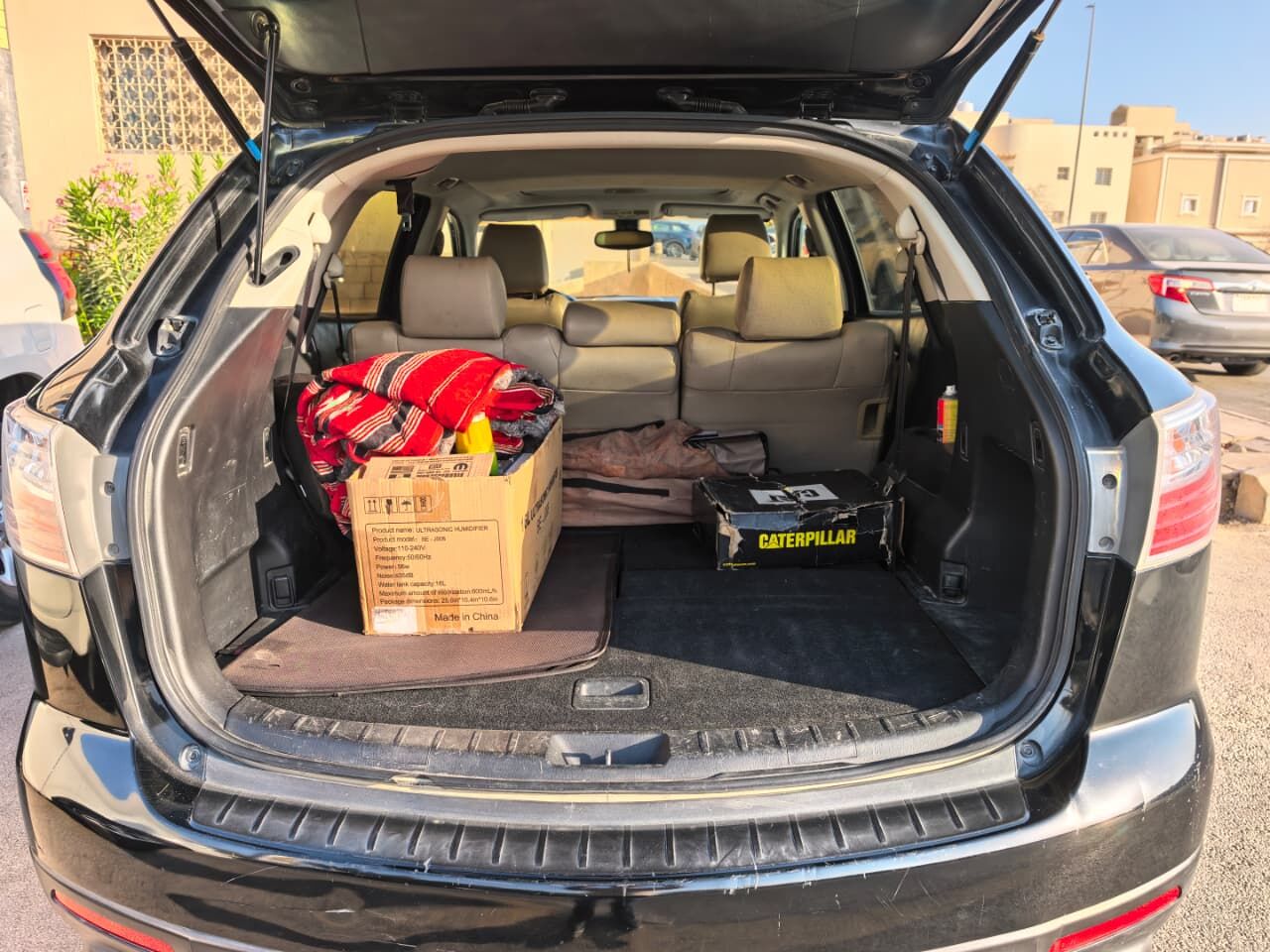 Riyadh, Vehicles, Cars & Trucks , SAR 20000,  Mazda Cx9,  2010,  Automatic,  345000 KM,