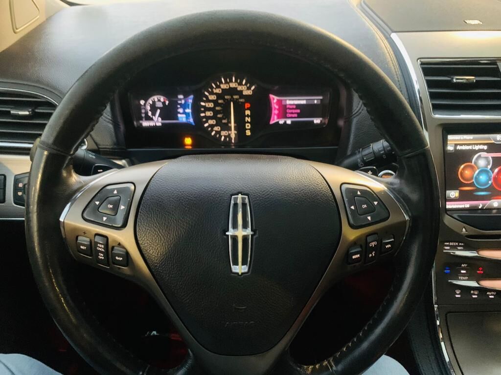 Riyadh, Vehicles, Cars & Trucks , SAR 30000,  Lincoln Capri,  2014,  Automatic,  300000 KM,  Lincoln MKX &ndash; Pearl White &ndash; Ford Parts, Nice And Fuel-efficient &ndash; Luxury Leather, Panorami