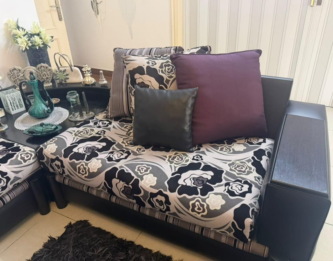 Jeddah, Furniture, SAR 950,  8 Seater Sofa Set With L Shape Corner Table