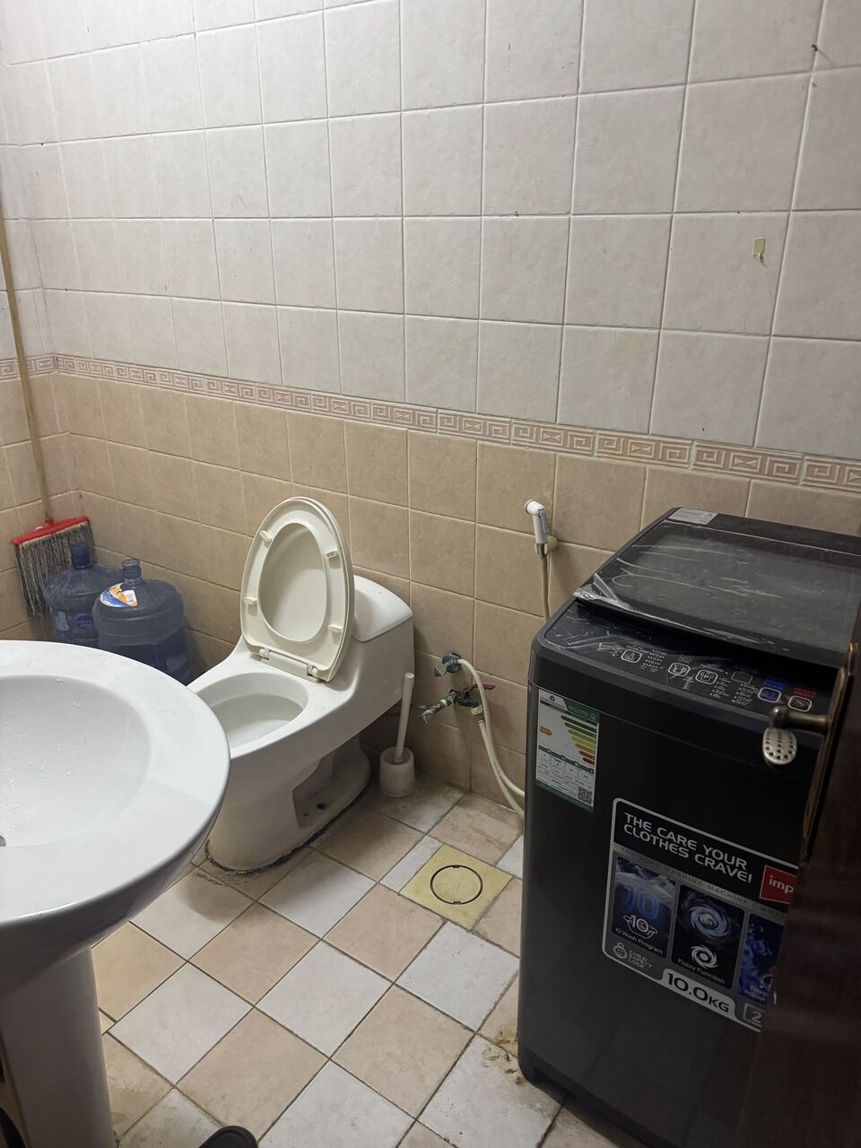 Riyadh, Housing Exchanges, SAR 1000/month,  1 Bhk Furnished Room For Executive Bachelor