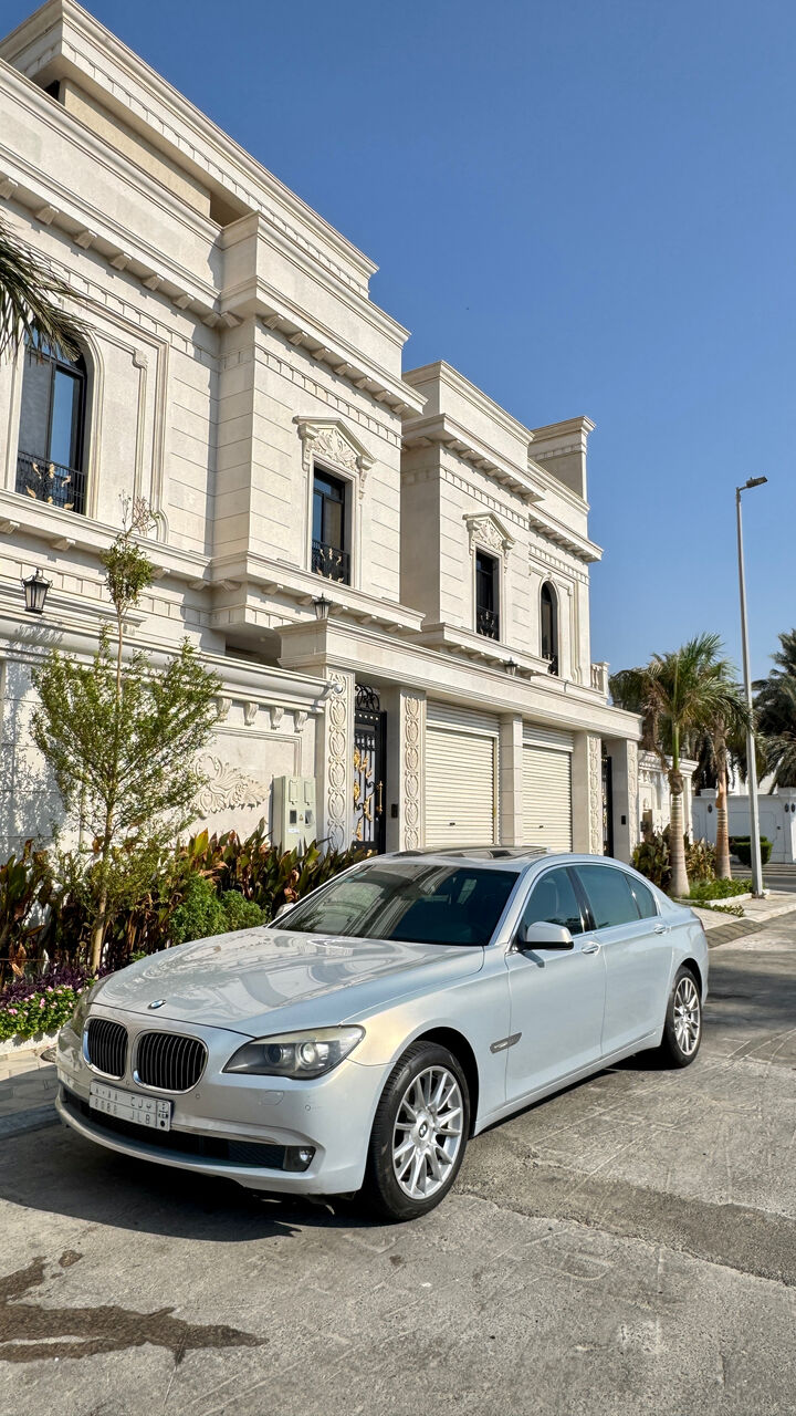 Jeddah, Vehicles, Cars & Trucks , Bmw 730,  2012,  227000 KM,   Individual