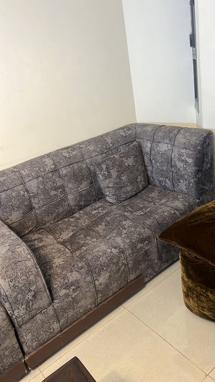 Al Malaz, Furniture, SAR 1000,  Final Exit - Sofa Set And Other Household Items