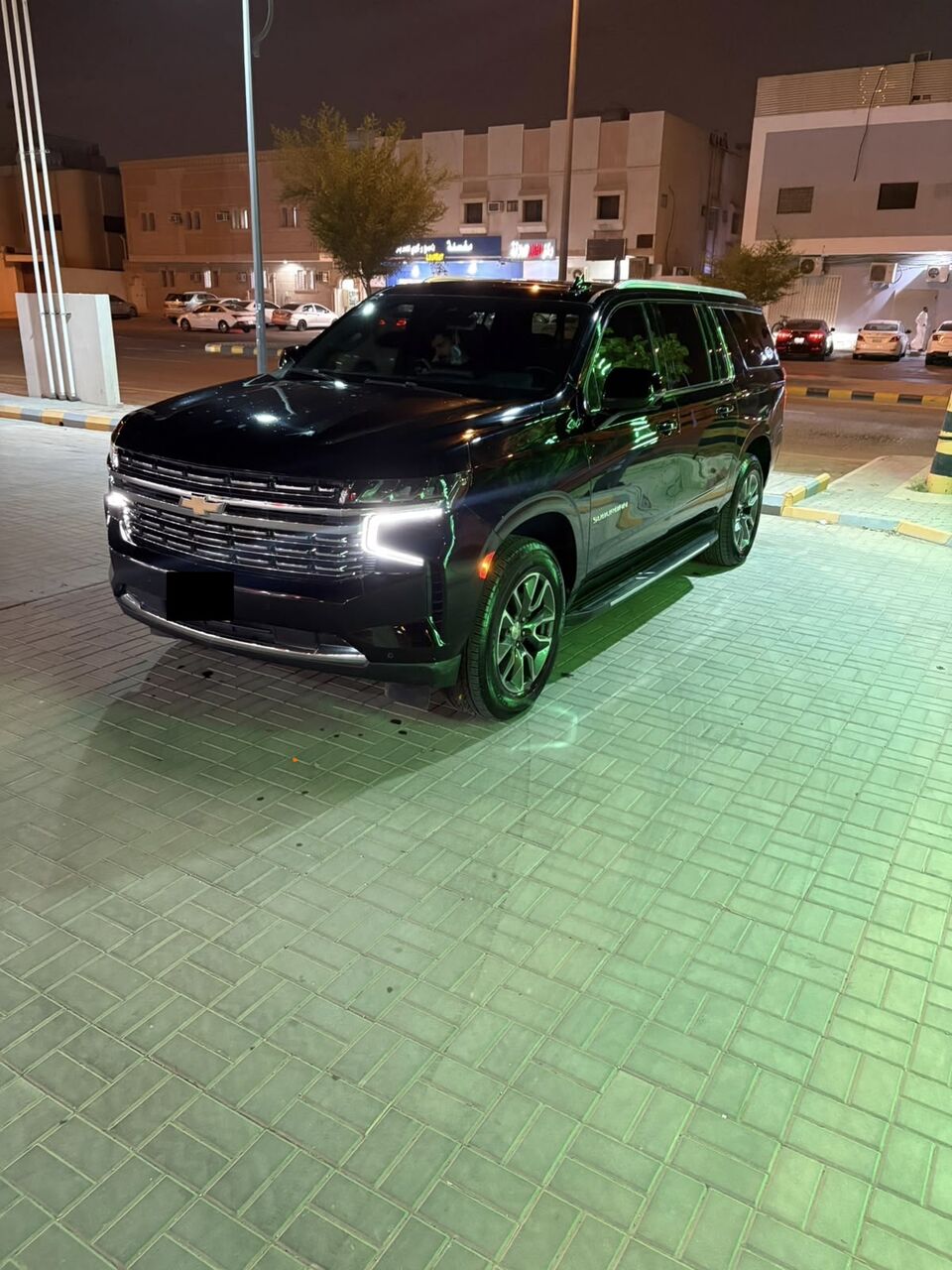 Riyadh, Vehicles, Cars & Trucks , SAR 125000,  Chevrolet Tahoe,  2023,  Automatic,  15000 KM,  Chevrolet Suburban  In Great Condition