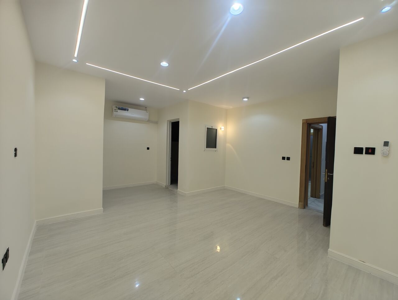 Al Malaz, Apartments, Flats, Houses & Villas, SAR 30000/year,  1 BR,  1BHK Family Apartment Available In Al Malaz Near LuLu Murabba