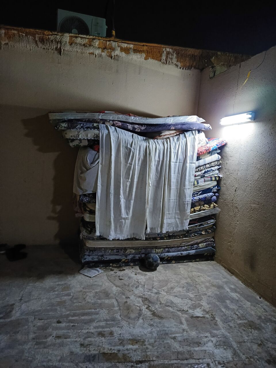Riyadh, Materials, For Sale "Bed Matrix"