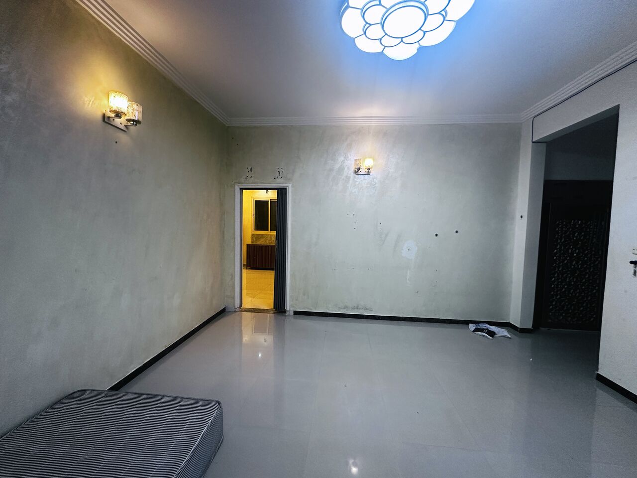 Dhahrat Laban, Apartments, Flats, Houses & Villas, SAR 1500/month,  Studio,  44 Sq. Meter,  Offering Room And Kitchen, Bathroom, Separate Entrance For Indian Executive Or Couple.