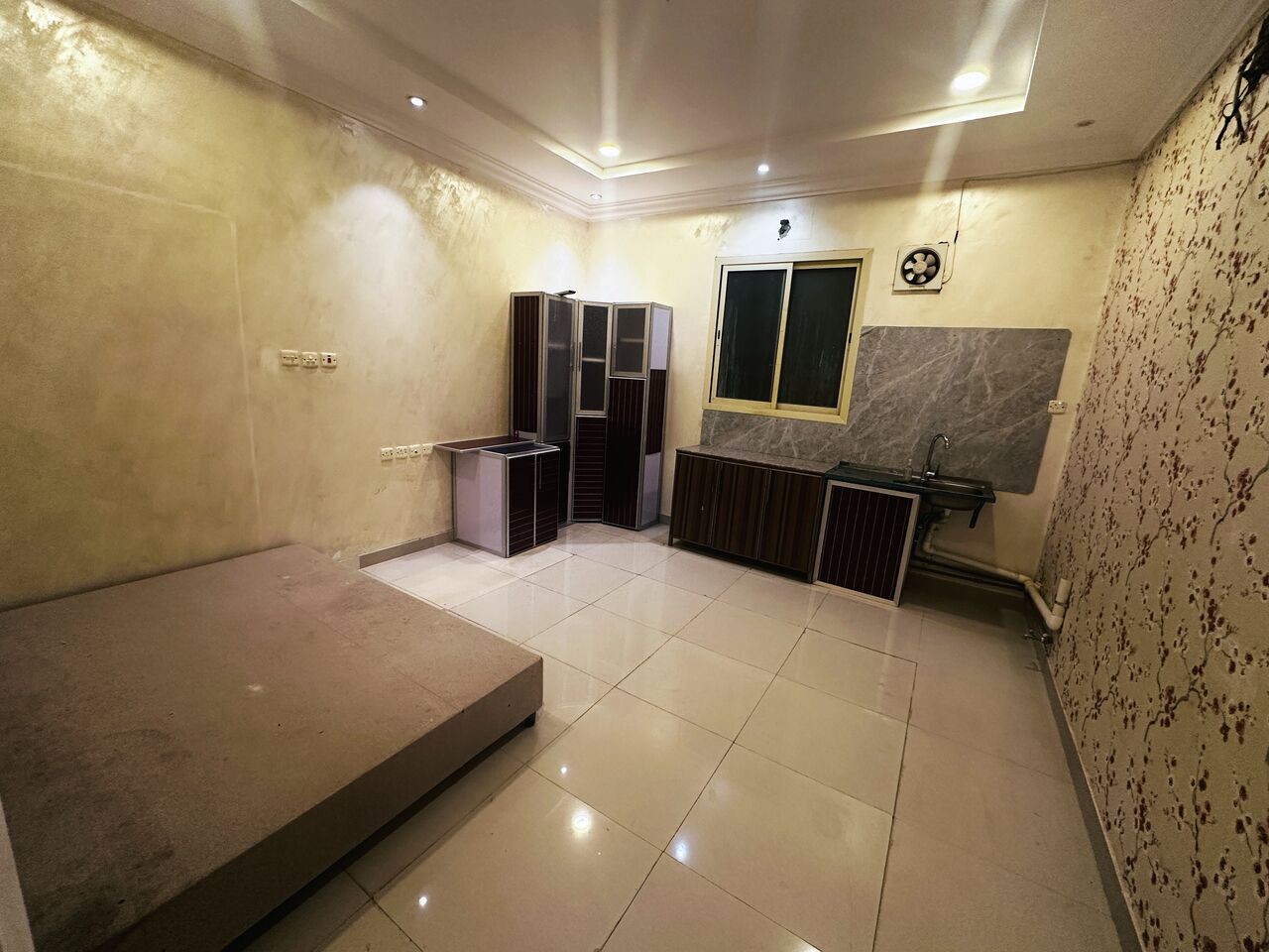 Dhahrat Laban, Apartments, Flats, Houses & Villas, SAR 1500/month,  Studio,  44 Sq. Meter,  Offering Room And Kitchen, Bathroom, Separate Entrance For Indian Executive Or Couple.
