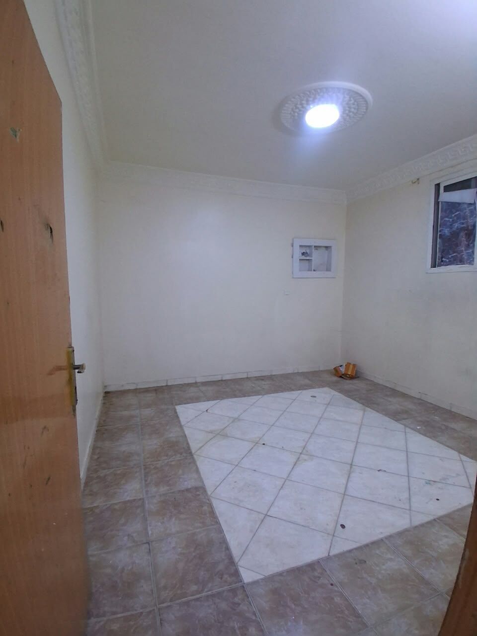 Al Rawdah, Apartments, Flats, Houses & Villas, SAR 27000/year,  4 BR,  Family Apartment 2nd Floor With Stiars Well Located House With 4 Large Rooms Open Gallery